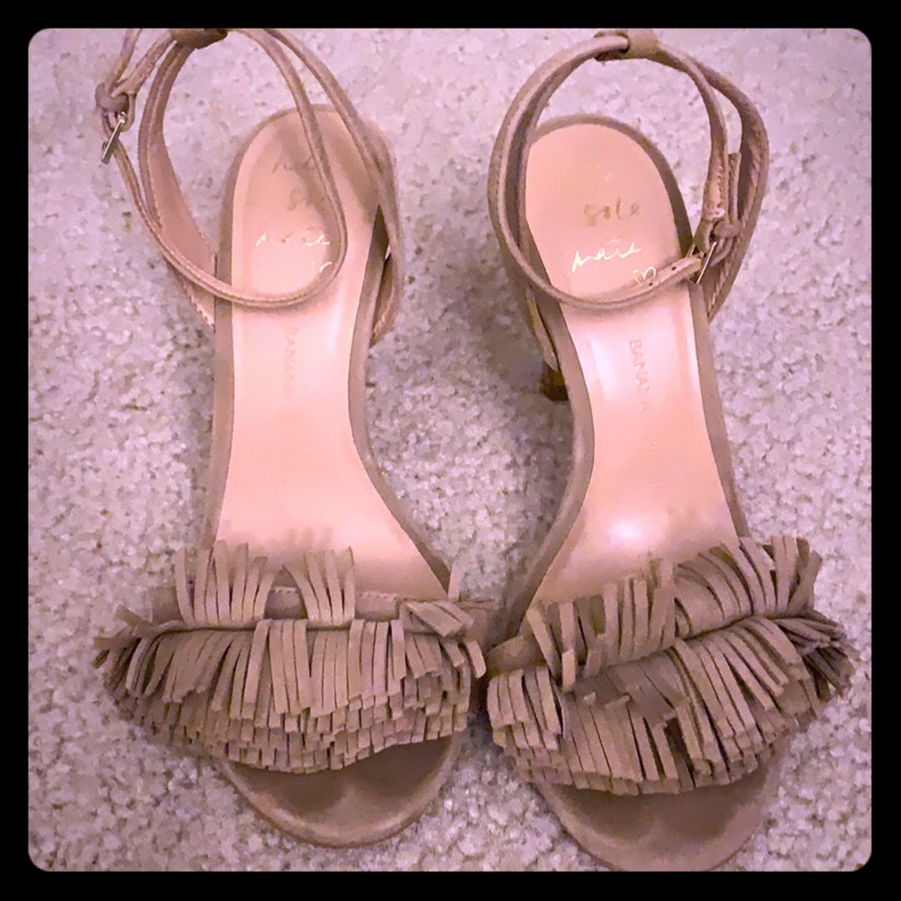 Banana Republic nude suede Honey B tassel sandals